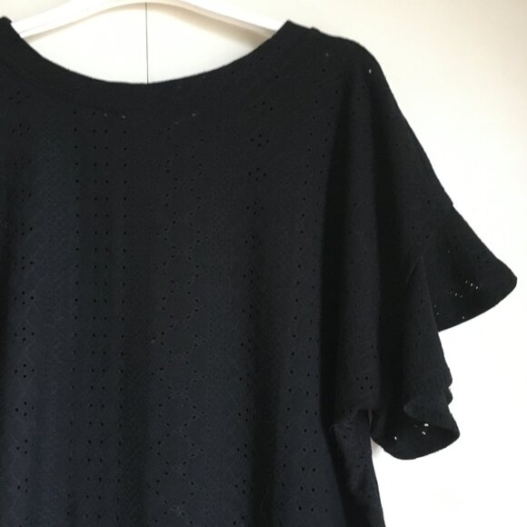 Gothic Black Eyelet Flutter Sleeve Twist Waist Tee - Picture 7 of 15